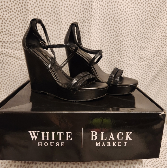 WHITE HOUSE BLACK MARKET Leighton Wedge - Picture 1 of 9